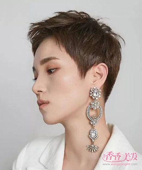 �������ͷ��Խ��Խʱ�� ���³������̷�ǿ����Ϯ