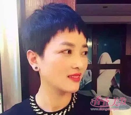 ����ֵС��������̷� ���򳬶̷��ڶ�Ů�����ѡ��