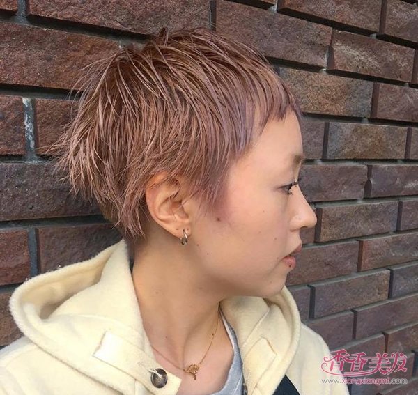 ���̷��ֳ��¿��� 2019��ֵ�ó��Ե�Ůʿɳ���̷����⼸��