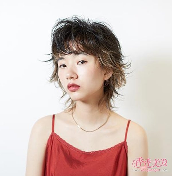 ���̷��ֳ��¿��� 2019��ֵ�ó��Ե�Ůʿɳ���̷����⼸��