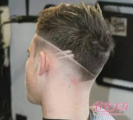 �򵥴�ͷҲҪ����»��� ��ʿ�̷���ͷ����������ζ��ô��