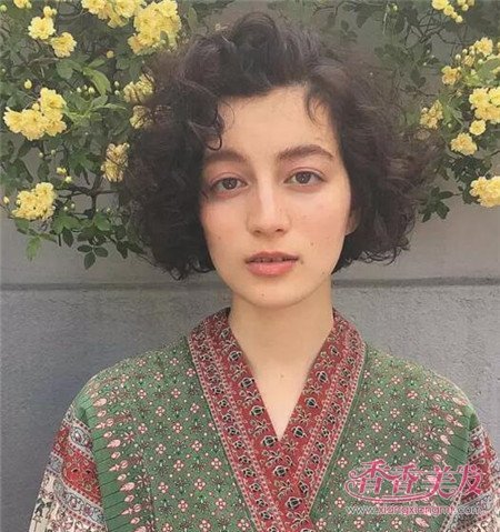 ��ըͷ�ѻس�������׼������ Ů���̷���ըͷ��ֱ��Ҫ̫��