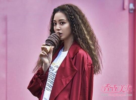 ���˾���ըͷ��ʱ���³�� �������ʻ����̷�����̫��ϧ