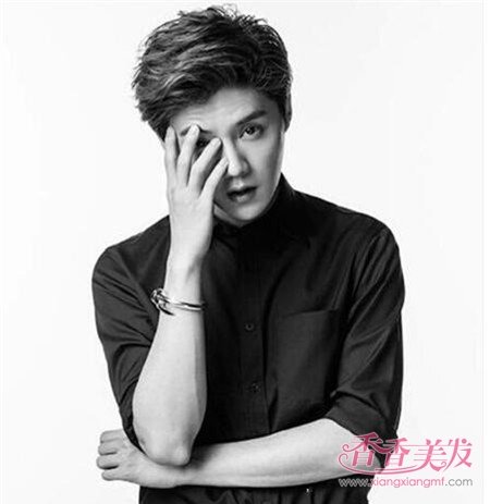 ͷ��̫�����ܴ��� ������λ�̶̷���ӯ����Ȼ