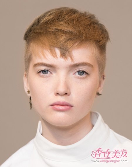 ��Ů����ȻҪ�ᷢ�� boy�糬�̷�������ô˧