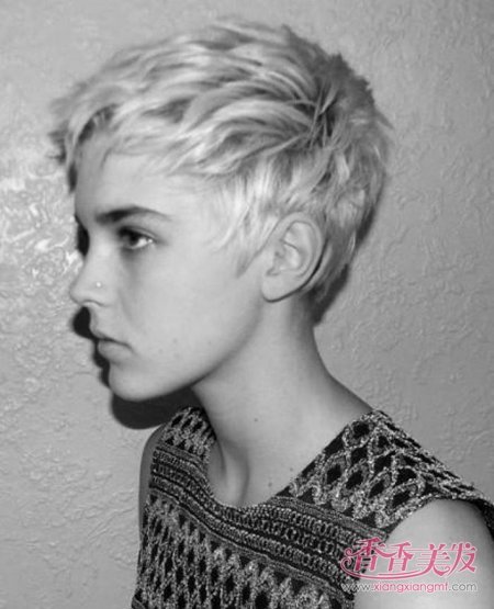 ��Ů����ȻҪ�ᷢ�� boy�糬�̷�������ô˧