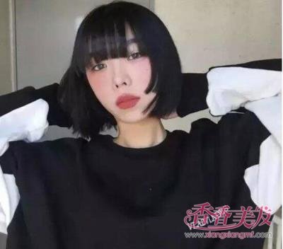 天冷了,发型也要保暖型 今年冬季最流行的发型是这几款