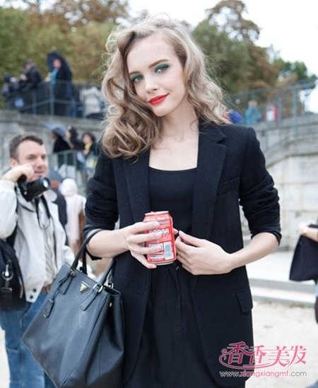 û�г���֮��ҲҪ�г����ʱ� ��ʮ����Ů�Լ������ʷ��;�����������