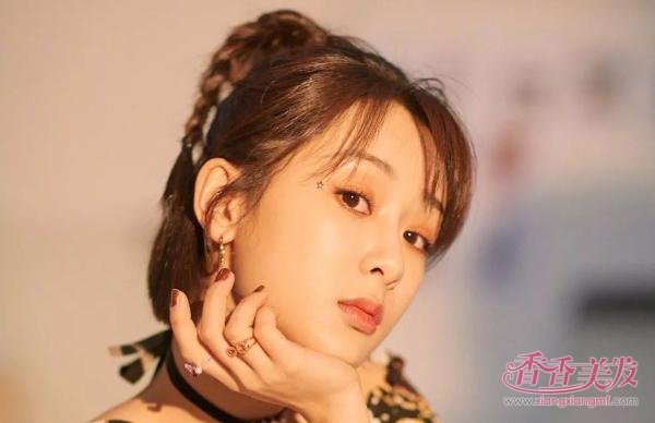 ��һ����βҲ������»��� �ഺ�л����ĸ���β�ַ����ۻ�ʮ����