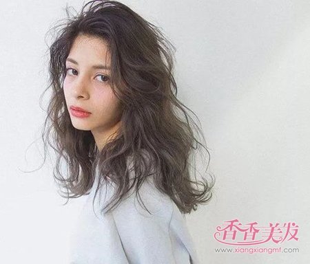 ����һ�̷�����ӯ Ů��������ͷ�����ɰ��ѷ�����С����