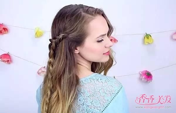 ������������ѧ������Ĵ� �Ӽ�Ů�Զ�����ů������ĳ����������̳�ѧ����