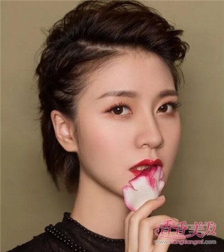 ����̷����������еĶ̷����� ����������̷���������������