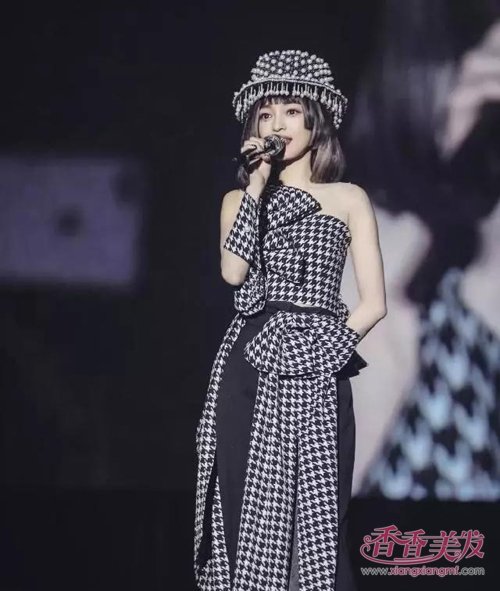 �̷���ô����Ĺ������� 2019Ů�����¶̷�����ͷ������ô�³�