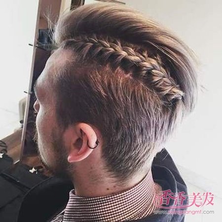 �����̷������������෢ ���������̷��෢����һ���˧