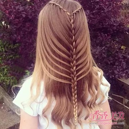 下雪天和波西米亚风编发更配哦 儿童波西米亚风编发发型变身浪漫小公主