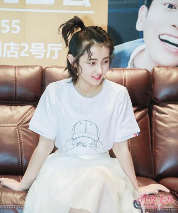 ��Ů�ж̷���������� ��Ƥ�ֿɰ��Ķ���������ħ��С��Ů