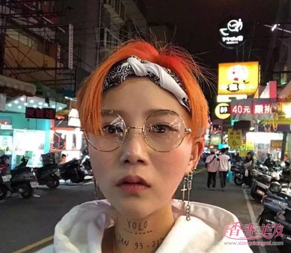 ����������ĳ��̷���ҳ����� Ů���ſᳬ�̷�ˢ������Ȧ