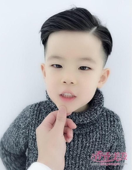 ����С�к����Ͳ�������ô�� 2019�б���ʱ�ַ����ѳ�¯���߲�л