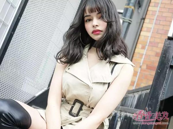 �г���������Ҳ̫�Ը��� Ů�񳬰������������г�������������