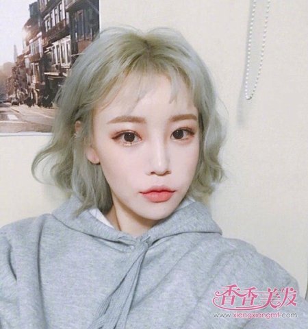 ����������˻���һ���ɫ ʱ����������ǳɫϵȾ�����⼸��