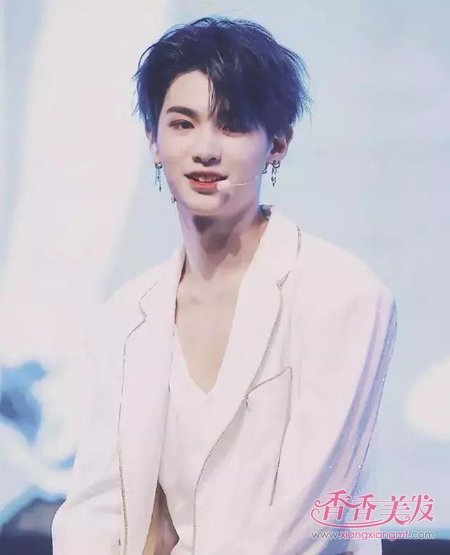 ������һ������ͷҲʱ�� С����ʾ�������³��̷�����ͷ����