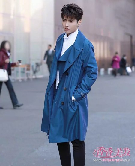 ������һ������ͷҲʱ�� С����ʾ�������³��̷�����ͷ����