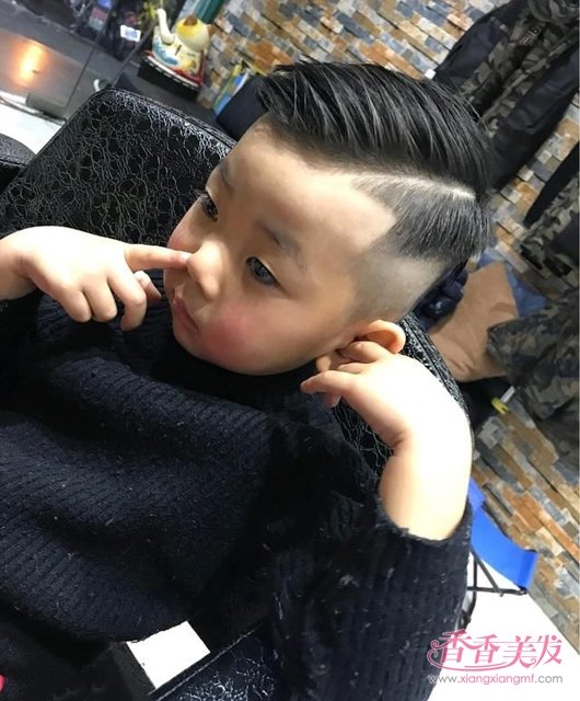 ����С�к������е�̷��� ���������ͯ������̶̷�����