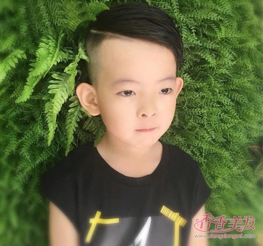 ����С�к������е�̷��� ���������ͯ������̶̷�����