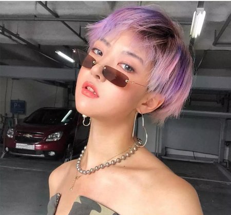 ��ֱ�С����е�Ů���������������� Ů�����󡱷������ϲ����