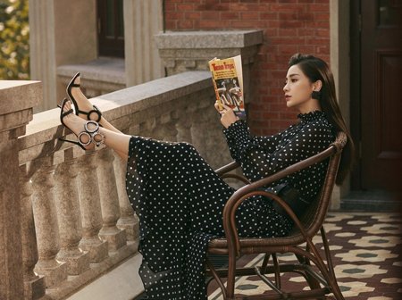 ��ͷ����ɾ�Ů������ Ůʿ�����ͷ�ᷢ����ͼƬ