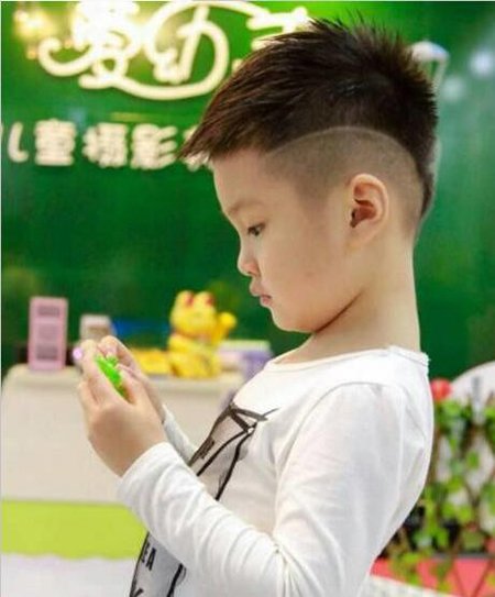 �ܺ��ӷ���Ҳ�³� �߰����к����·��ͻ�ͷ�ʳ���