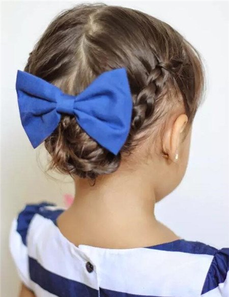 �����ˣ�����������ô�� Ů�������·��ͳ������̷����ﶼ��