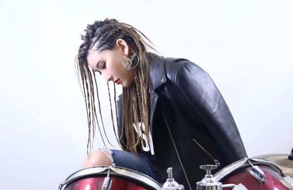 ����ֵ����ͷ����ҳ����� Ů����������ͷ����곬��