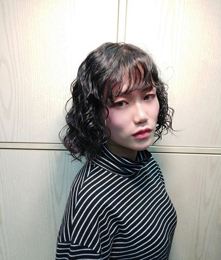 ���������Ⱥ��н��� ��ͬ���ʹ���Ķ���Ԫ����������ʾ��