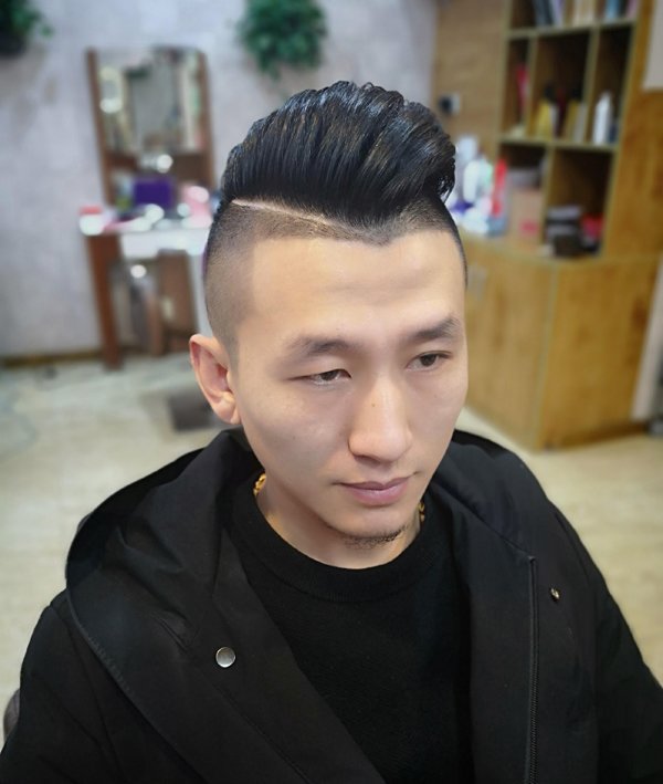 ������ů��ʿ���෢����һ�� ��������¶����෢�ͳ���������