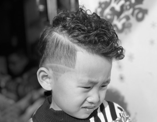 �����������ͺ�Ū�ܺ��� ��ͯ�����̷�����ͼƬ