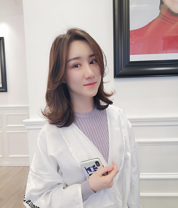 ���ݼ����ļ�ǿ�������������æ Ů��΢�����ж̷�������Ļ���