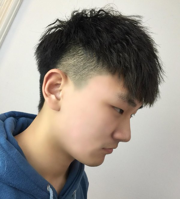 ��ʿ�����߸ߺ�������ô�� ��ʿ������ͷ�������߸�Ҳ��һ�������