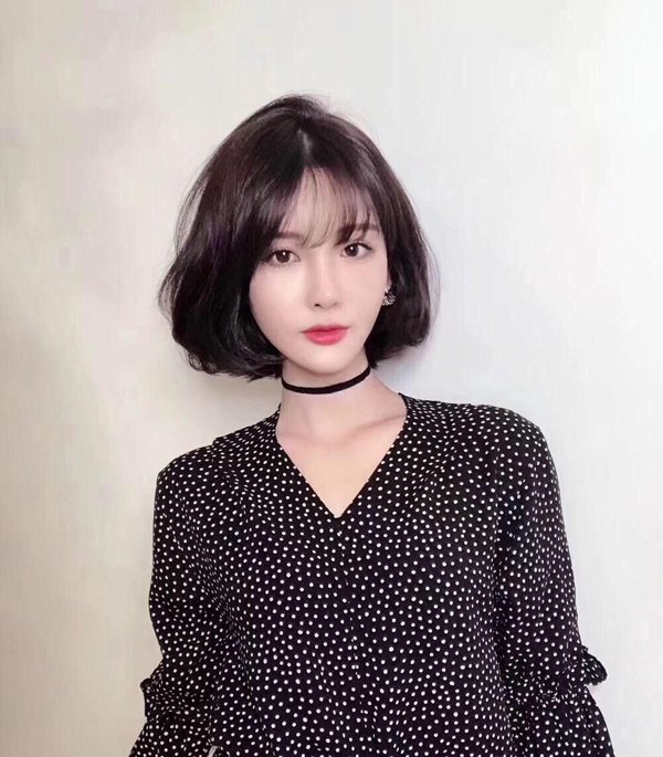 ����ѡ�Ķԣ���ʮ��Ҳ��С��� ����Ů�Լ��仹�����ʵķ��ʹ���Ҫ���