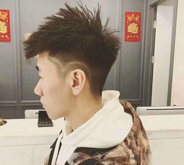 ������ֽ���������� 2019��ô�𱬵������̷�������Ļ���