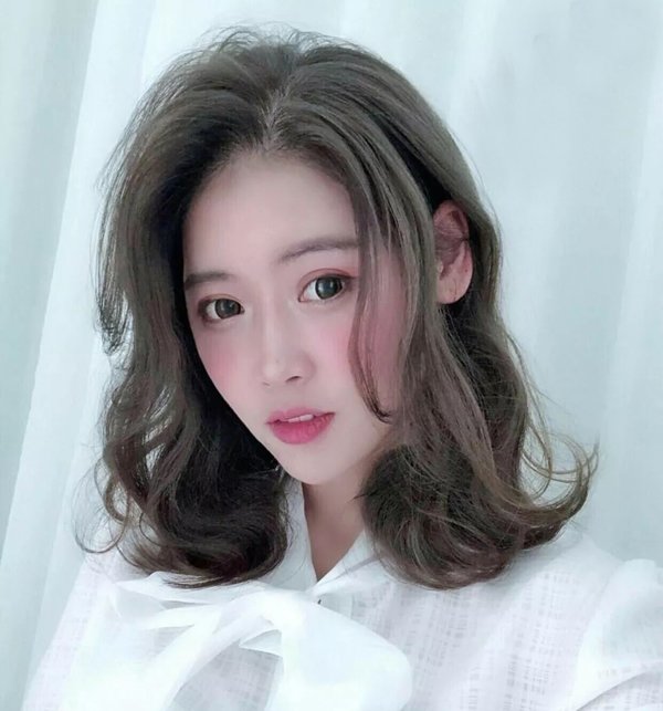 �������뻹��Ч��Ⱦ����᲻ϲ�� 2019Ů���������԰׵ķ�ɫ�͵��ָ߼�