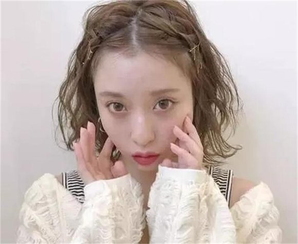 ��˵����̷�Ů������������ �̷��������������ĸ߼�����Ȼ