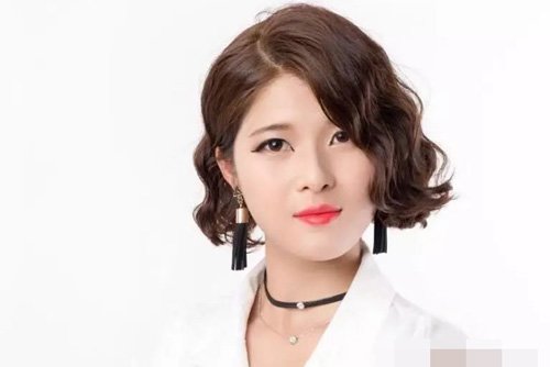 ��ͷŮ�������õĵ�����ͷ������ ���Ծ�������ױҲ����ͷ��С