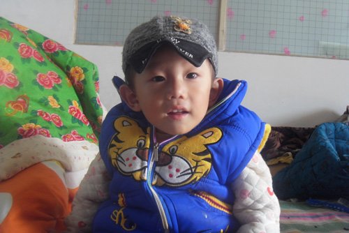 һ����б����ʺϼ��ķ��� С���ѳ����ɰ��Ķ�ͷ������ͼƬ