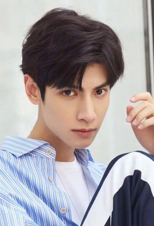 �ഺ�����������߲��̾������� ˧����ж��ط���������ͷ��