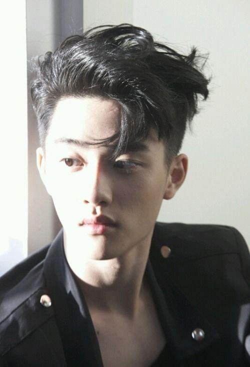 �����͵�˧������ͷ�����ʹ�ȫ ������������������ʱ�з���