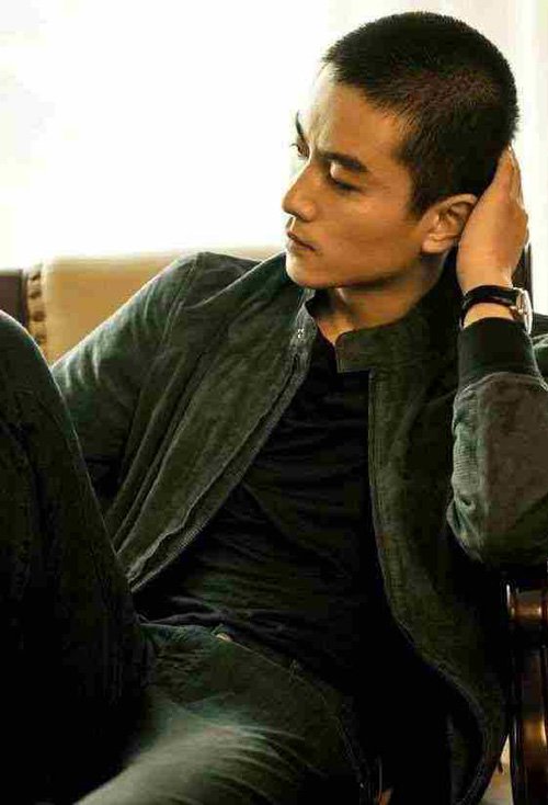 �������ͷ�Ͷ̷�������˧�� ��𵥵���ʽ������ͷ������