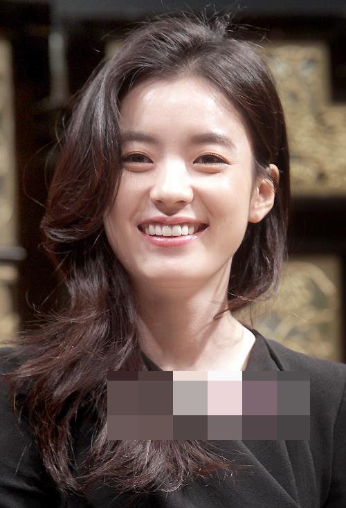 Ů���г���ͷ����ô���������� hold�������͵�Ů����������