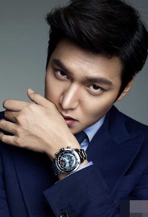 ������������˧�����ɻ�ͷ���� ���³���ʱ�еĶ�ͷ������չ