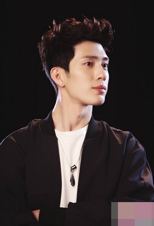 ������������˧�����ɻ�ͷ���� ���³���ʱ�еĶ�ͷ������չ